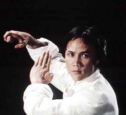 吃大瓜玄学大佬在娱乐圈爆红  第2张